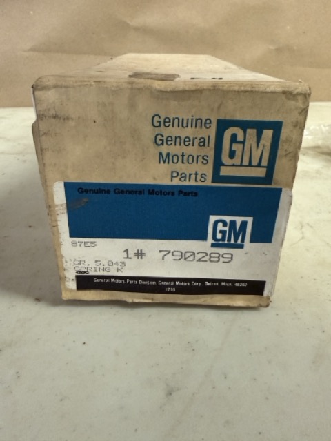 GM NOS Spring Kit #790289 - Image 4
