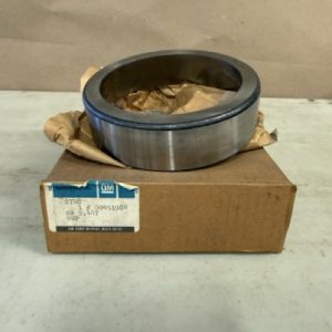 GM NOS Bearing Cup #00451984