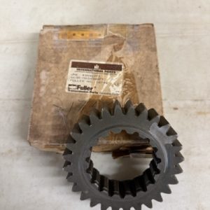 GM/International NOS Transmission Main Shaft Gear #434800C1 #692642 #16746