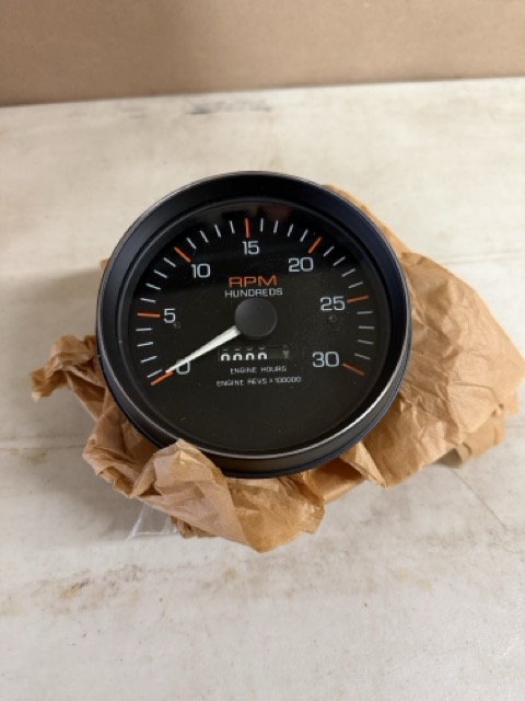 GM NOS RPM Gauge Assembly #13601-3606 - Image 3