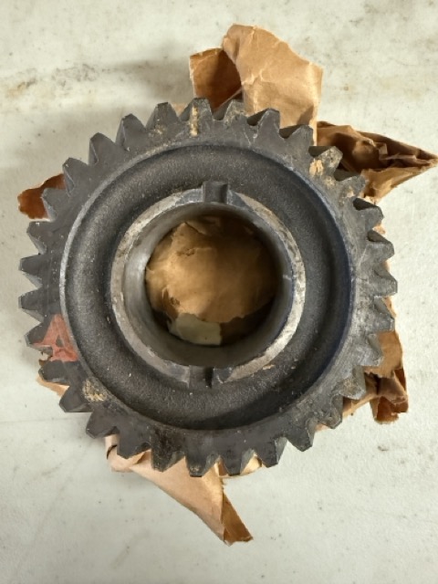 GM NOS Transmission Gear #2375721 - Image 3