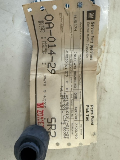 GM NOS Insulator #650350 - Image 4