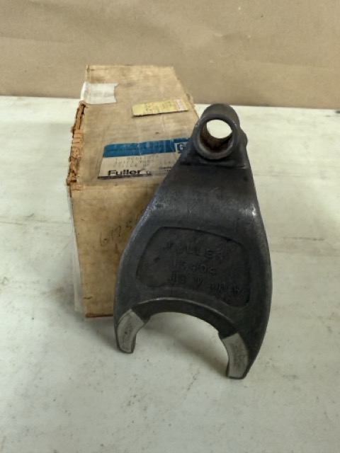 GM NOS Direct Shift Yoke #612588