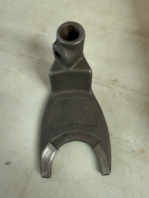 GM NOS Direct Shift Yoke #612588 - Image 3