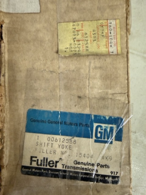 GM NOS Direct Shift Yoke #612588 - Image 4